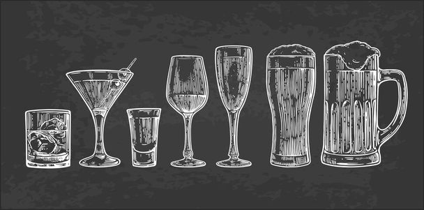 Set glas voor bier, whiskey, wijn, tequila, cognac, champagne, Cognac, cocktails, alcoholische drank - Vector, afbeelding