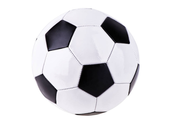 Παραδοσιακό ποδόσφαιρο μπάλα, απομονώνονται σε λευκό φόντο. - Φωτογραφία, εικόνα
