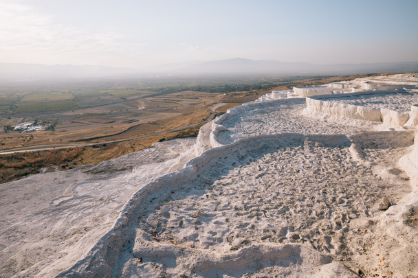 white limestone - Foto, imagen