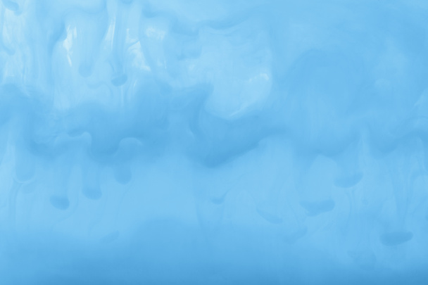 φόντο με ανάμειξη των φωτεινά χρώματα παλ μπλε και μπλε πιτσιλιές στο νερό - Φωτογραφία, εικόνα