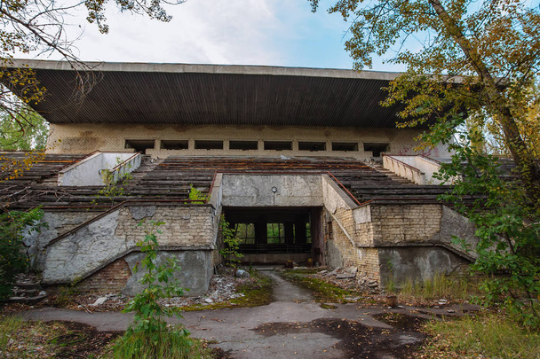 Parque de atracciones en Pripyat. exclusión Zona de la ciudad fantasma de Chernobyl
 - Foto, Imagen
