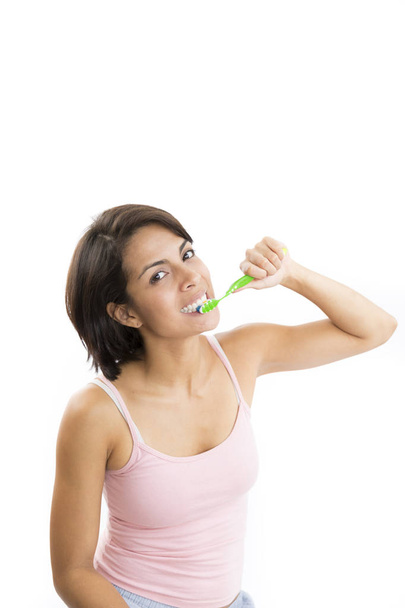 Attractive Woman Brushing Teeth - Φωτογραφία, εικόνα