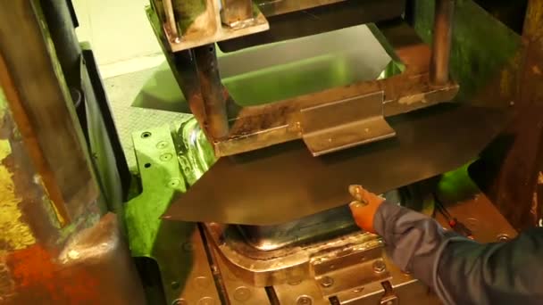 Hydraulic press bends steel sheet. - Footage, Video