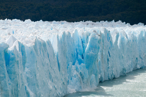 Ijs Calving op Perito moreno gletscher, Argentinië - Foto, afbeelding