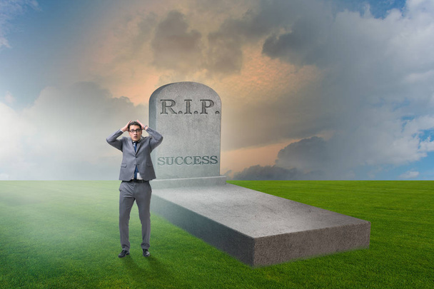 Üzletember gyászolja a siker halálát. - Fotó, kép