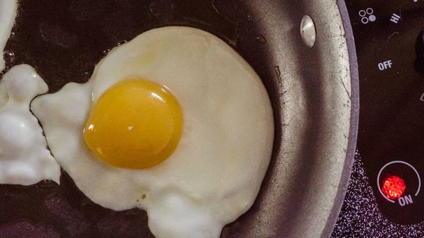 Yumurta kadar Sunny tarafı - Fotoğraf, Görsel