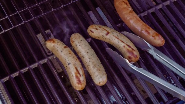 Hot dog e bratwurst  - Foto, immagini