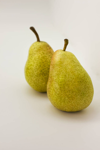 Yellow ripe pears isolated on white background - Foto, immagini