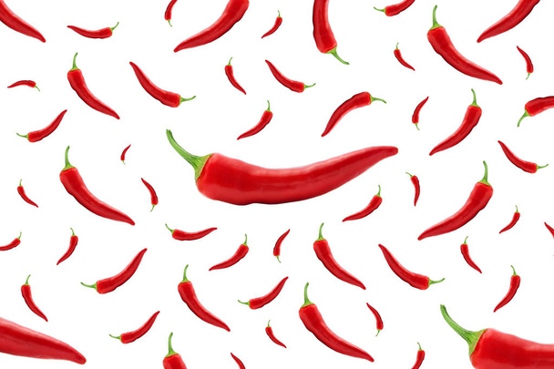 Rode hete chili peper geïsoleerd op wit - Foto, afbeelding
