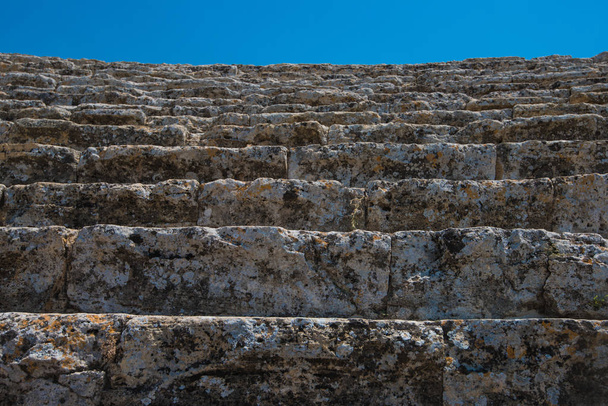 Ρωμαϊκό Αμφιθέατρο στα ερείπια της Ιεράπολης - Φωτογραφία, εικόνα