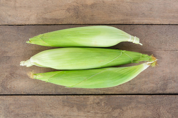 Fresh organic corn. - Foto, immagini