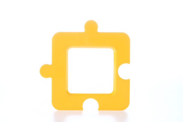 Фігури головоломки фоторамка жовтим - Фото, зображення