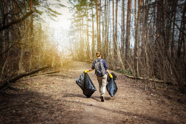 Recycle waste litter rubbish garbage trash junk clean training.  - Foto, Imagen