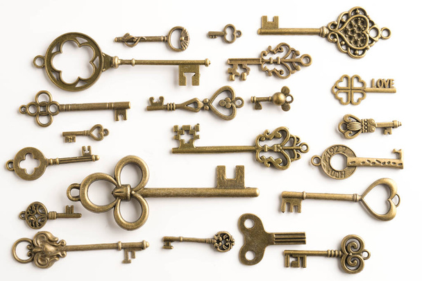 collection of old keys isolated - Valokuva, kuva