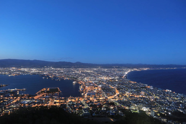 διάσημη νυχτερινή σκηνές σε Χακοντάτε, Χοκάιντο, Ιαπωνία - Φωτογραφία, εικόνα