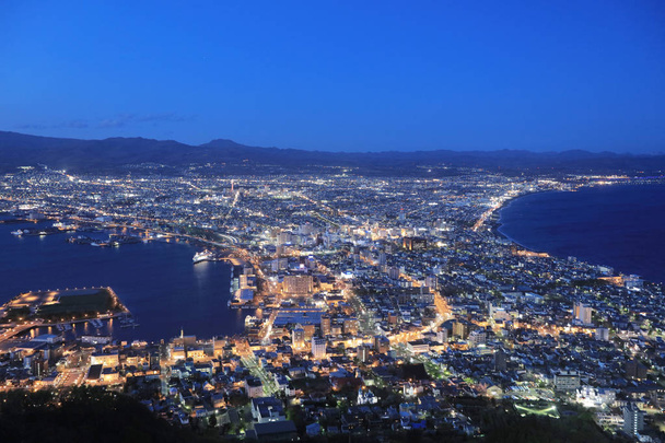διάσημη νυχτερινή σκηνές σε Χακοντάτε, Χοκάιντο, Ιαπωνία - Φωτογραφία, εικόνα
