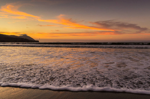 Auringonlasku Meksikon rannalla
 - Valokuva, kuva