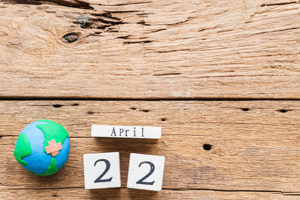 Dřevěný blok kalendář pro Světový den země 22. dubna   - Fotografie, Obrázek
