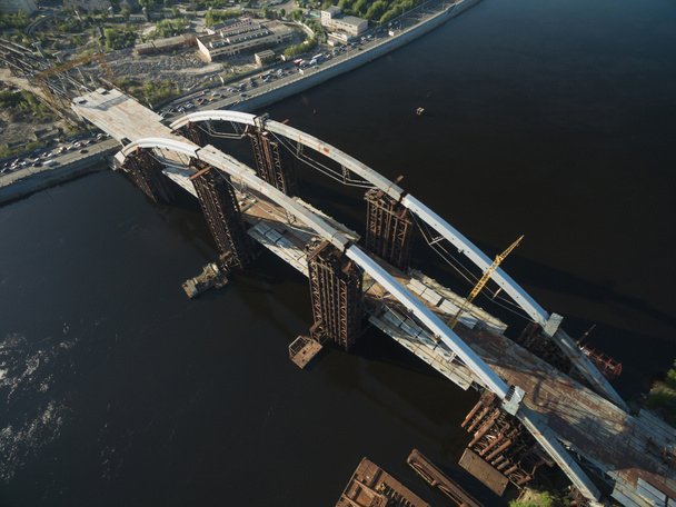 Nedokončený most未完の橋 - Fotografie, Obrázek