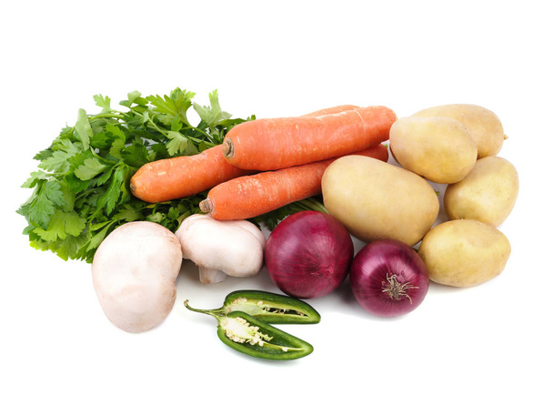 verse groenten geïsoleerd op een witte - Foto, afbeelding