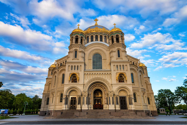 Orthodox cathedral in Kronstadt - Foto, Imagen
