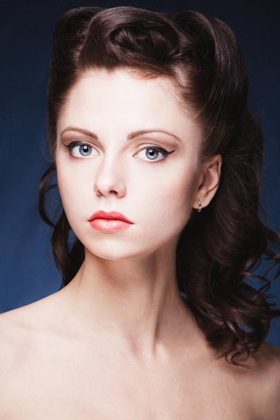woman with colorful makeup - Fotografie, Obrázek