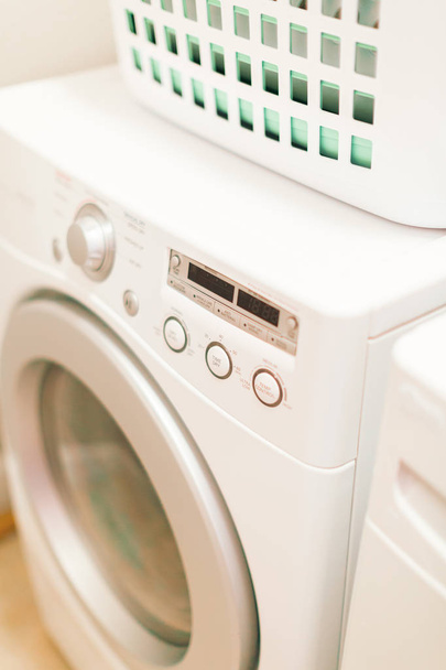 Praní prádla v prádelně - Fotografie, Obrázek