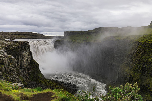 Dettifoss cachoeira vatnajokull parque nacional na Islândia
 - Foto, Imagem