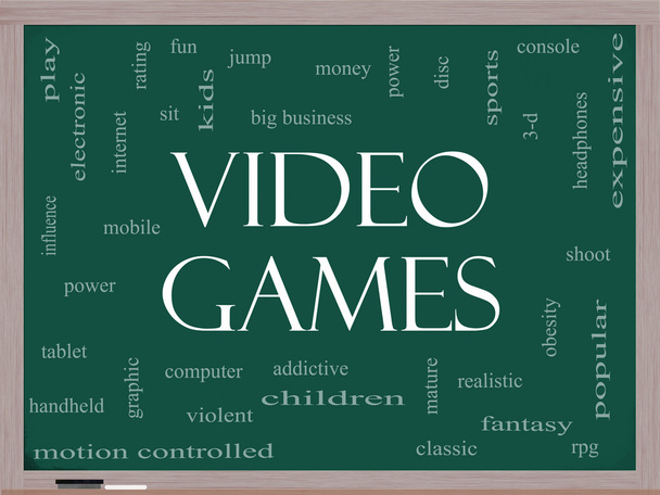 video games woord wolk concept op een schoolbord - Foto, afbeelding