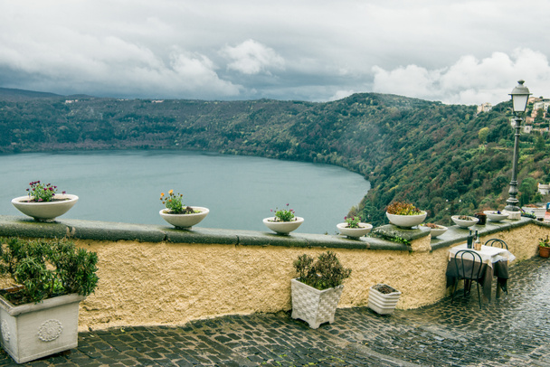 Lago Albano
 - Foto, Imagem
