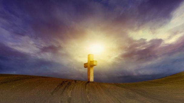 Křesťanský kříž na slunce pozadí. krásný kříž - Fotografie, Obrázek