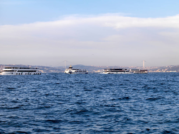 Osobní lodě na Istanbul bosphorus - Fotografie, Obrázek