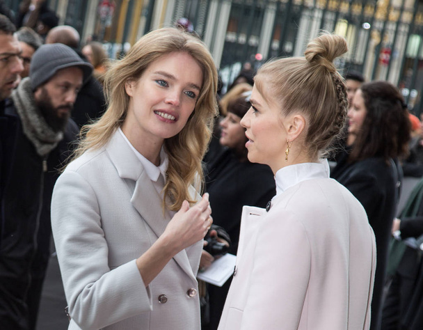 PARIS, FRANCE - MARCH 4, 2016: Natalia Vodianova and Elena Perminova are seen arriving at Dior fashion show during Paris Fashion Week : Womenswear Fall Winter 2016/2017  - 写真・画像
