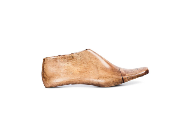 Una scarpa di legno ultima
  - Foto, immagini