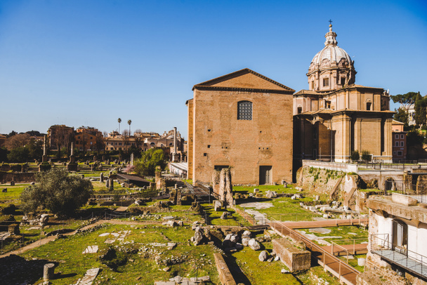 régi Szent Luca Martina-templom, a római fórum romok, Róma, Olaszország - Fotó, kép