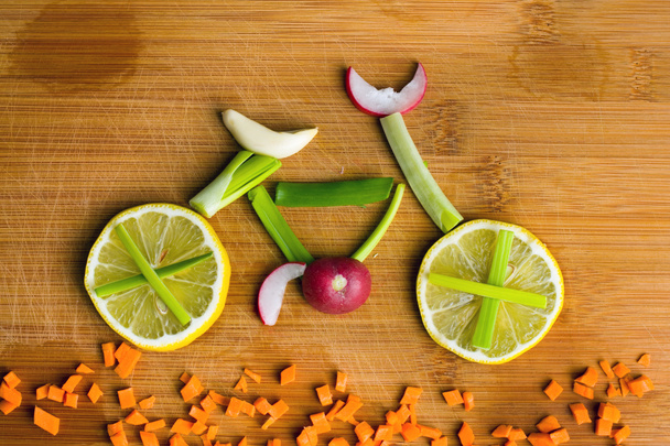 Concept de mode de vie sain - vélo de légumes
 - Photo, image