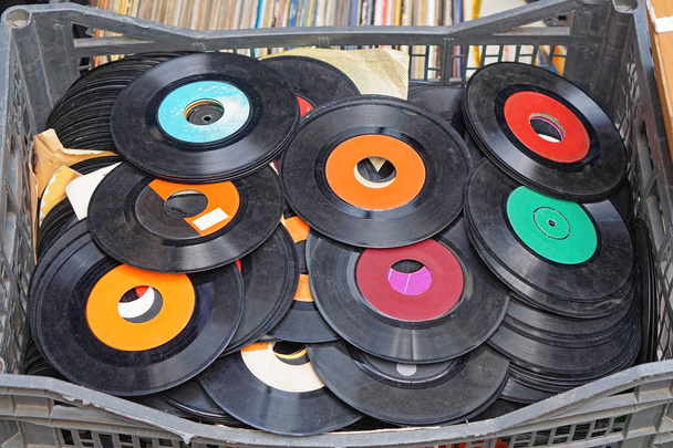 Singles records vinyl - Photo, Image