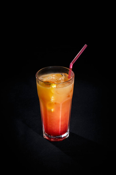 cocktail on a black background - Foto, Imagem
