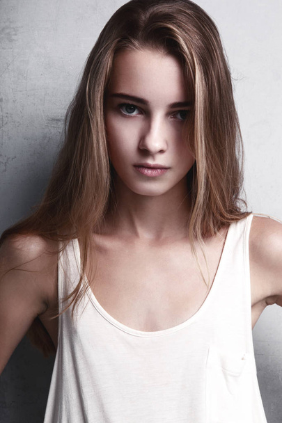 Model test with young beautiful fashion model - Valokuva, kuva