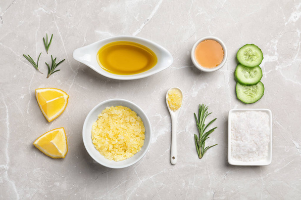 Fresh ingredients for homemade effective acne remedy on light background - Foto, immagini