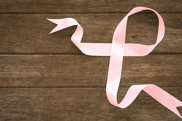 Różowe kokardki raka piersi - Zdjęcie, obraz
