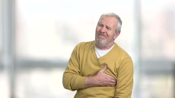 Homme âgé avec crise cardiaque
. - Séquence, vidéo