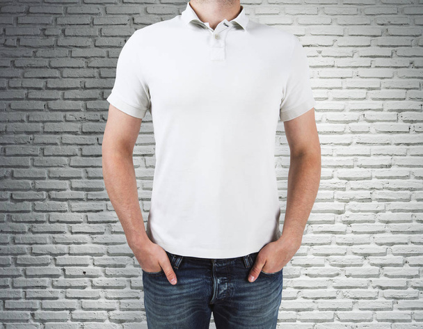 Man wearing clean shirt on brick background - Φωτογραφία, εικόνα