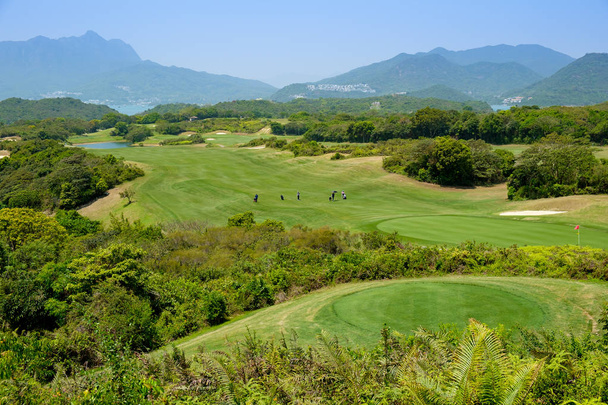 Terrain de golf à Hong Kong
 - Photo, image