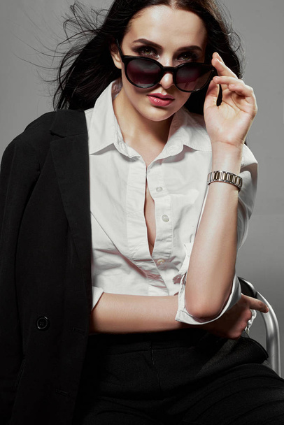 Young model with big glasses-close up - Zdjęcie, obraz