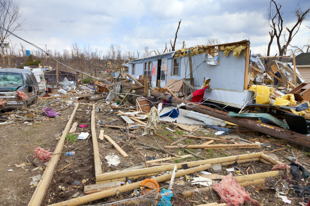 Последствия торнадо в Хенривилле
 - Фото, изображение