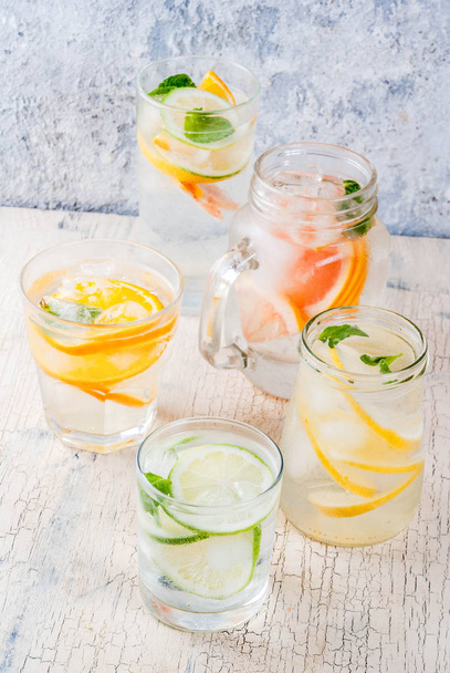 Set of various citrus drinka - 写真・画像