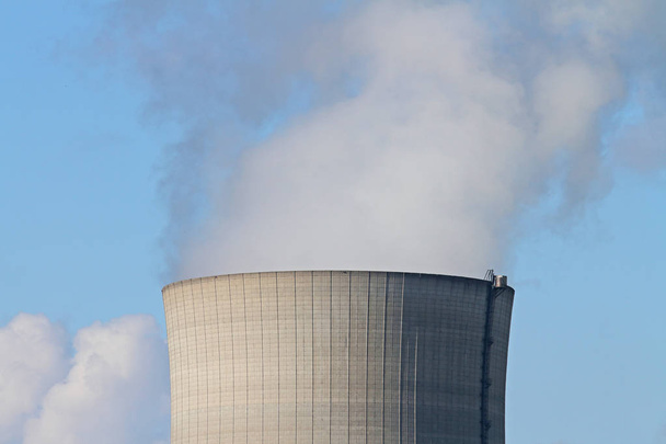 ein Kernkraftwerk - Foto, Bild
