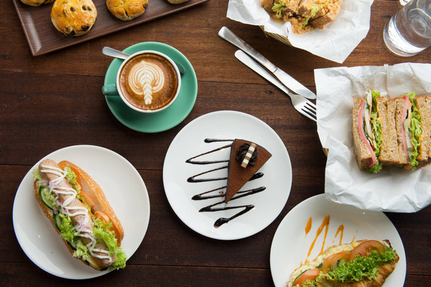 flat lay view of breakfast cafe items - Foto, Imagem