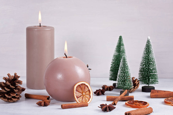 Candles for cold weather. Christmas celebration or cold winter concept with copy space - Foto, Imagem